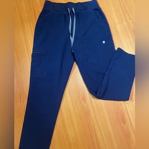 FIGS - cargo navy blue medium